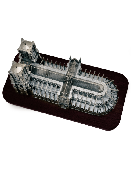 NOTRE DAME DE PARIS Moneda de Plata 3D de 10 Oz 3000 Francos Camerún 2024 - Coins & More - Camerún