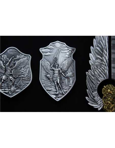 LO SCUDO DI SAN URIEL 2 Oz Finitura antica Impilatore d'argento - Coins & More - Argento