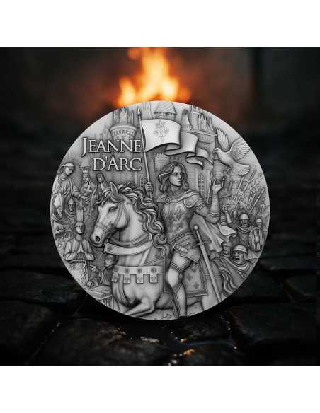 JEANNE D'ARC Llama de Gracia Moneda de Plata de 2 Oz 5$ Niue 2025 - Coins & More - Niue