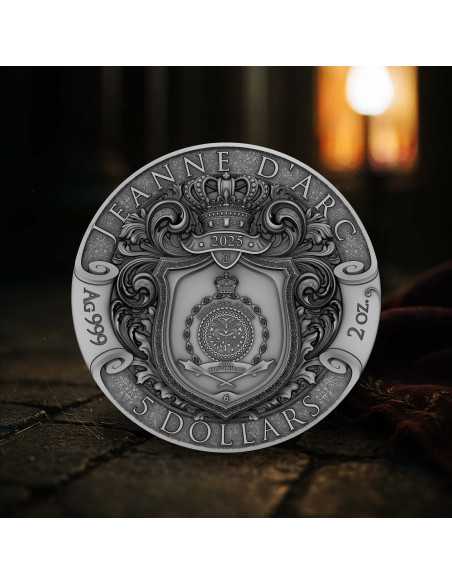 JEANNE D'ARC Llama de Gracia Moneda de Plata de 2 Oz 5$ Niue 2025 - Coins & More - Niue