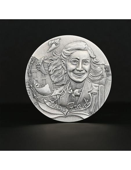 ANNE FRANK 1 Oz Silver Coin 2$ Niue 2025 - Coins & More - Niue