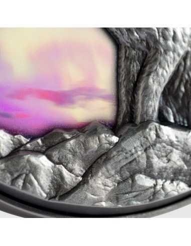 HOWLING WOLF IN THE NORTHERN LIGHTS 2 Oz Silver Coin 10000 Francs Chad 2022 - Coins & More - Chad